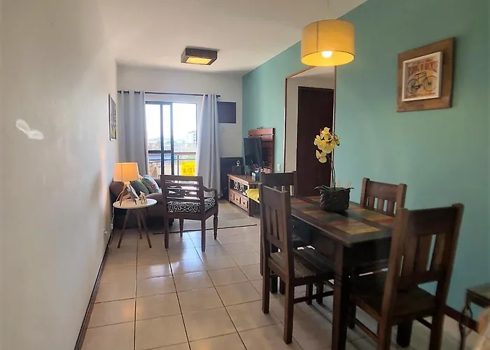 Apt 2 quartos próximo a Praia do Forte
